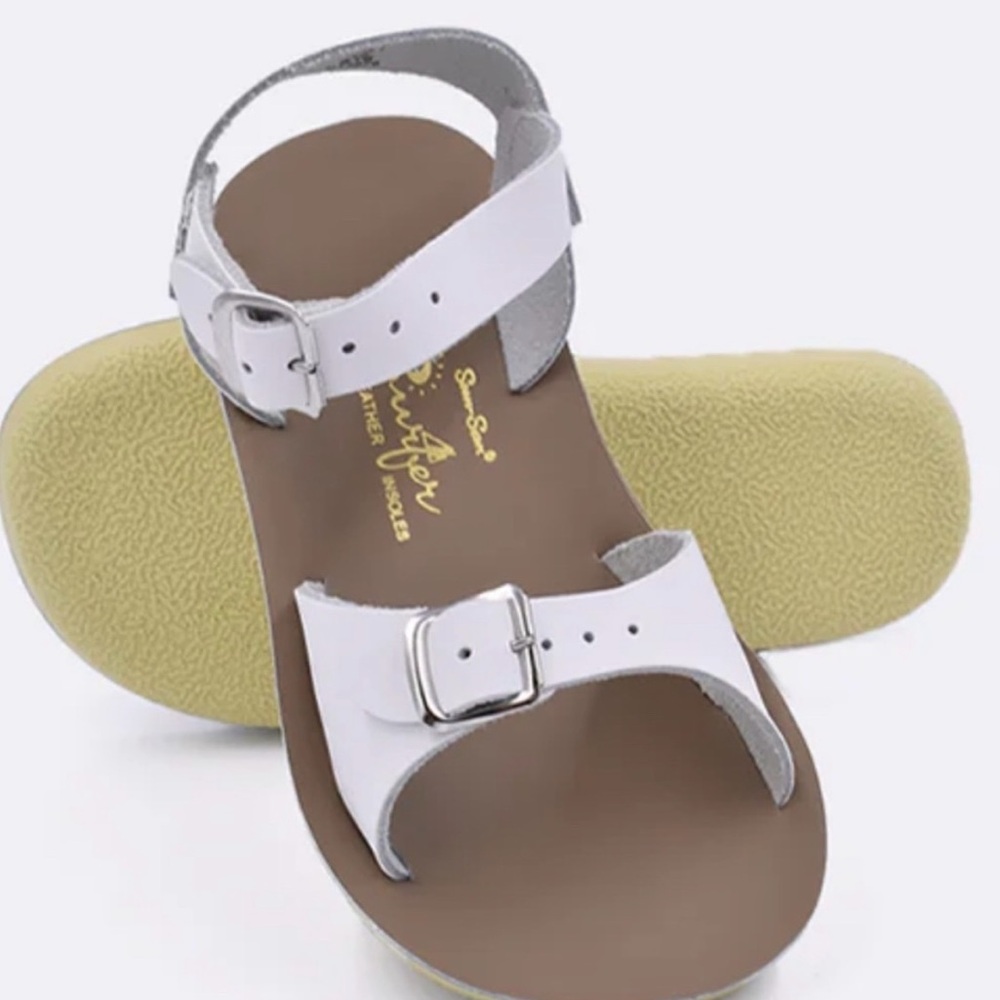 SALTWATER SUN-SAN SURFER WHITE LEATHER SANDALS - SIZE 8